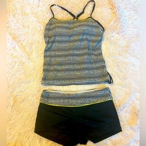 South Point 2-piece Swimsuit  Size 8